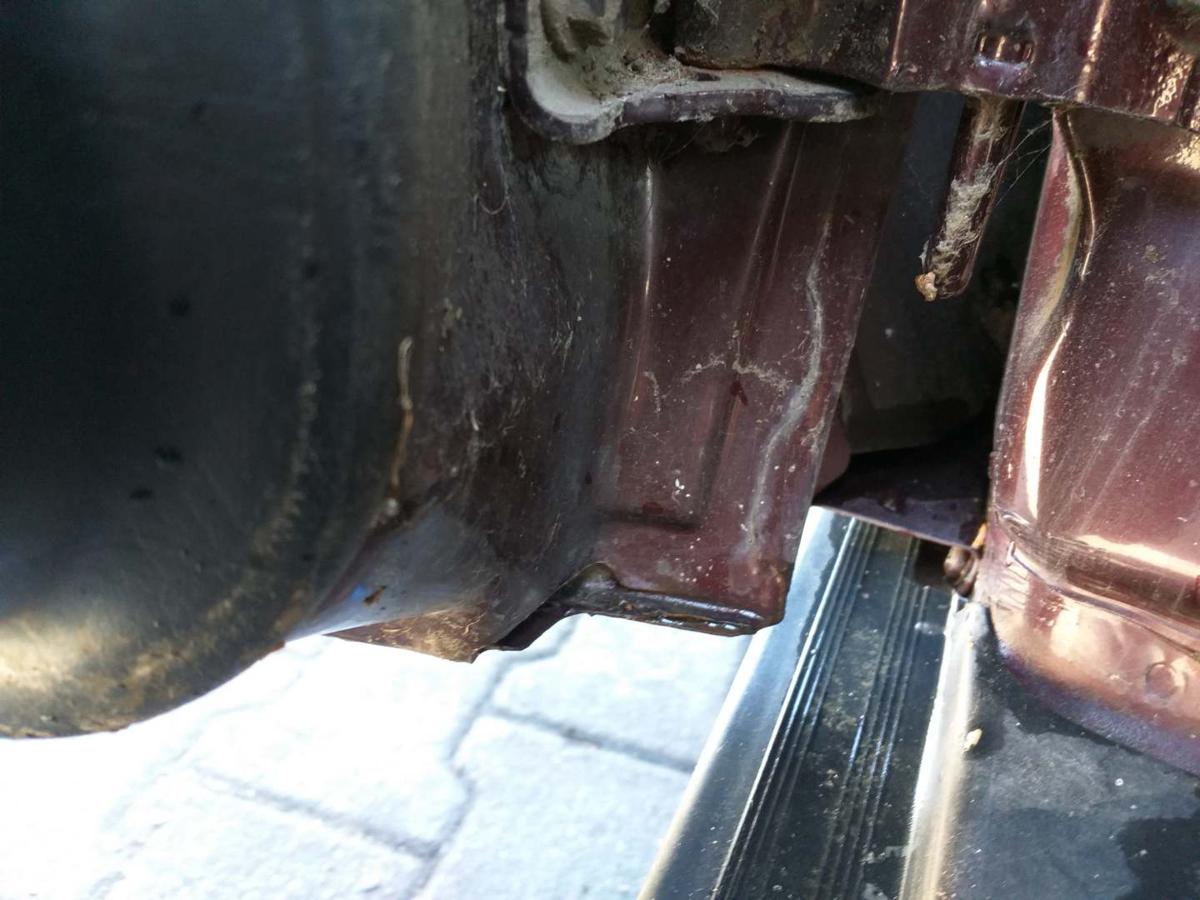 Audi 80 B4 original Tür vorn links Weinrot LZ3T Bj.1992